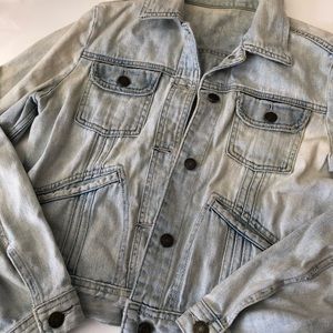 Gap vintage wash crop denim jacket